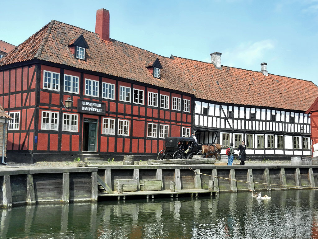Den Gamle (Arhus)